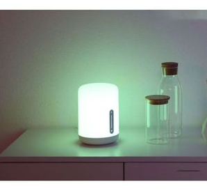 MI BEDSIDE LAMP 2